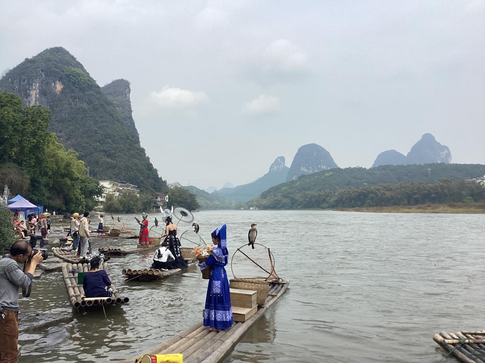 Lazzy Inn Yangshuo Exteriör bild